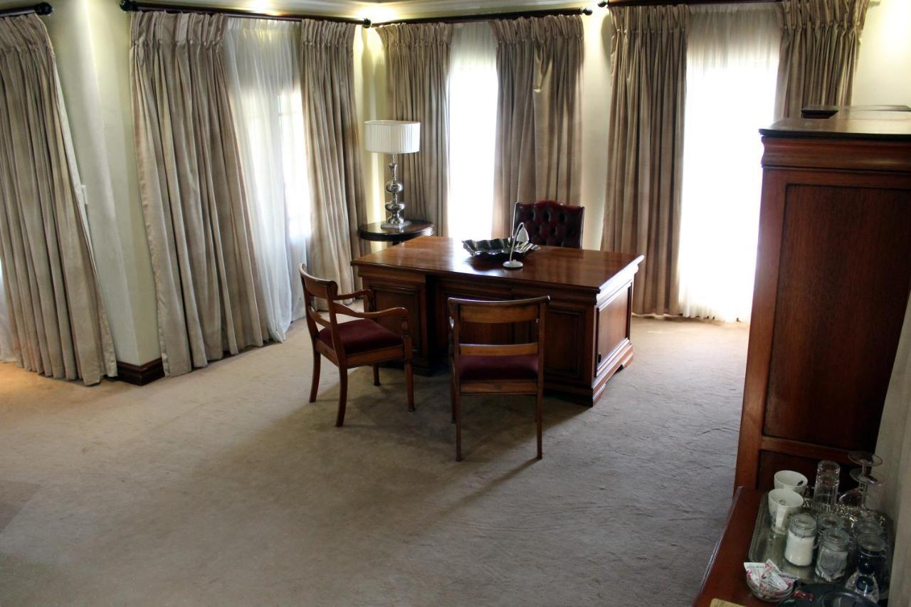 Prinshof Manor Guesthouse Pretoria Exterior photo